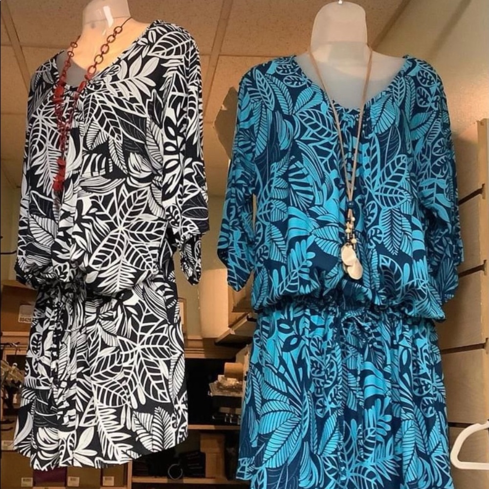 COPY - Sea and sand blue on blue dress